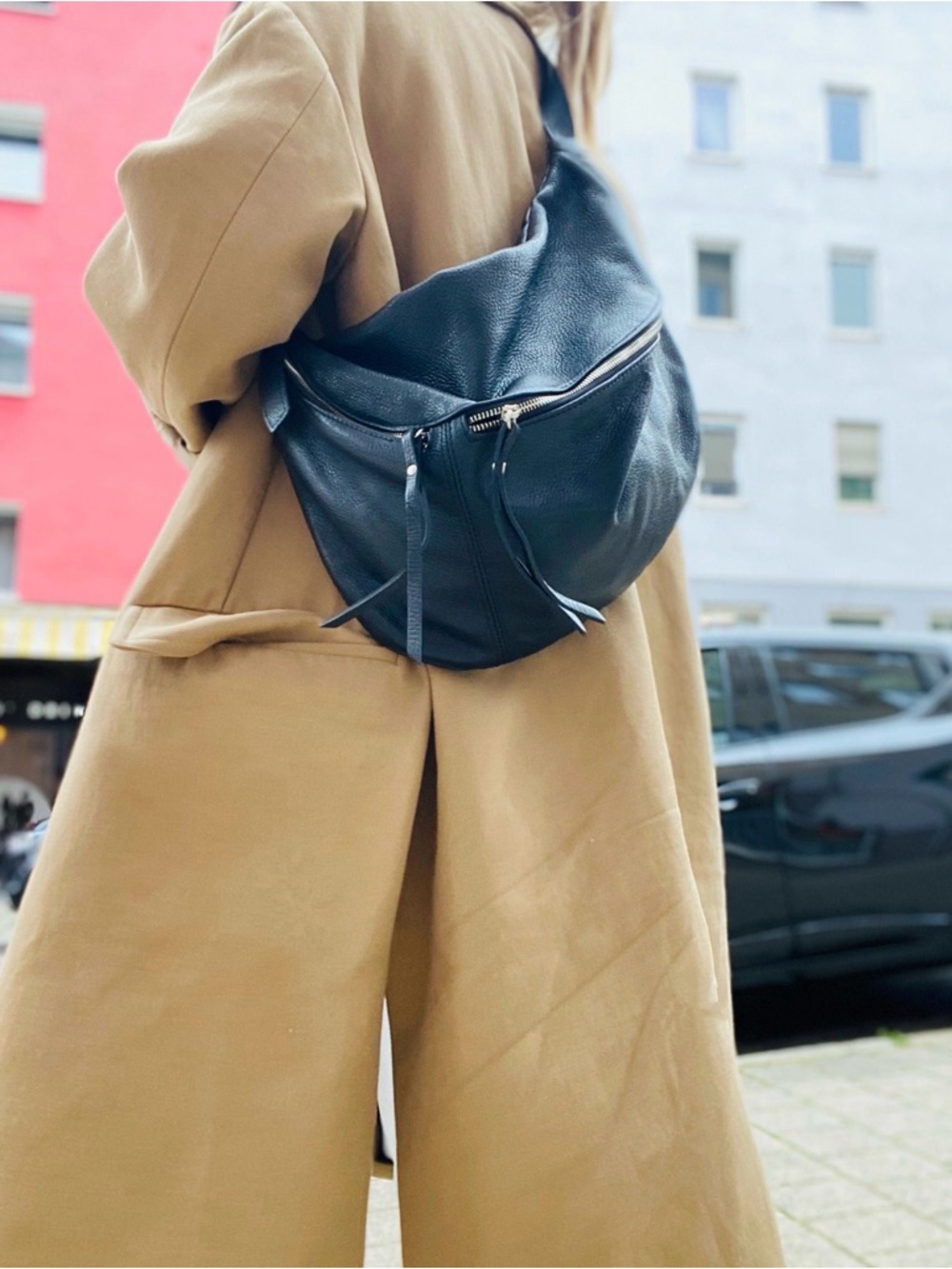 Women's Black Leather Shoulder Sling Bag - Contemporary Everyday